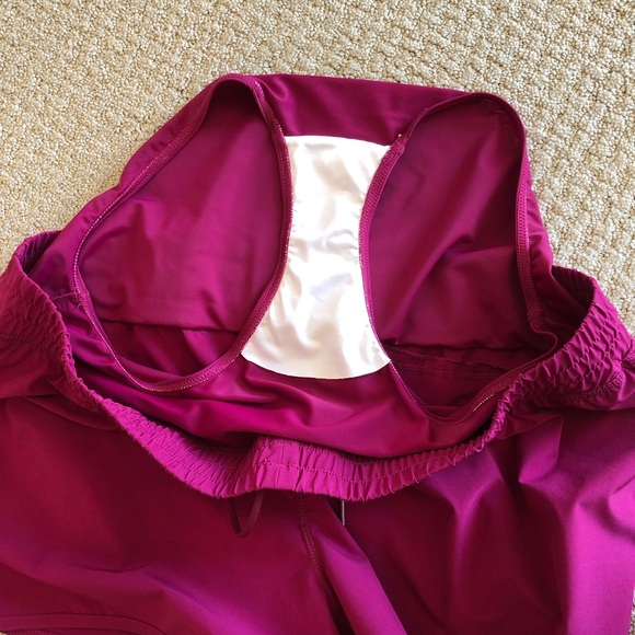 Lands’ End Women’s Swim Shorts - Picture 5 of 8